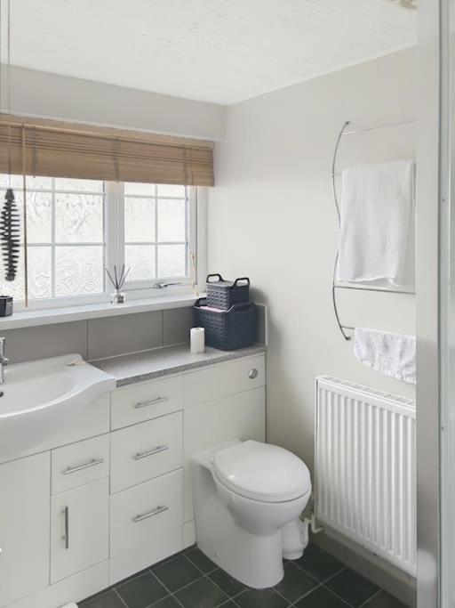Private Guest House - Double Bedroom, En-Suite And Workspace With Private Entrance, First Floor With No Lift And No Full Kitchen Leicester Zewnętrze zdjęcie