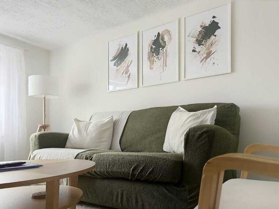 Private Guest House - Double Bedroom, En-Suite And Workspace With Private Entrance, First Floor With No Lift And No Full Kitchen Leicester Zewnętrze zdjęcie